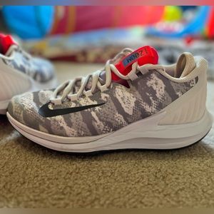 7.5 Tennis shoe Nike Air Court Zero Zoom